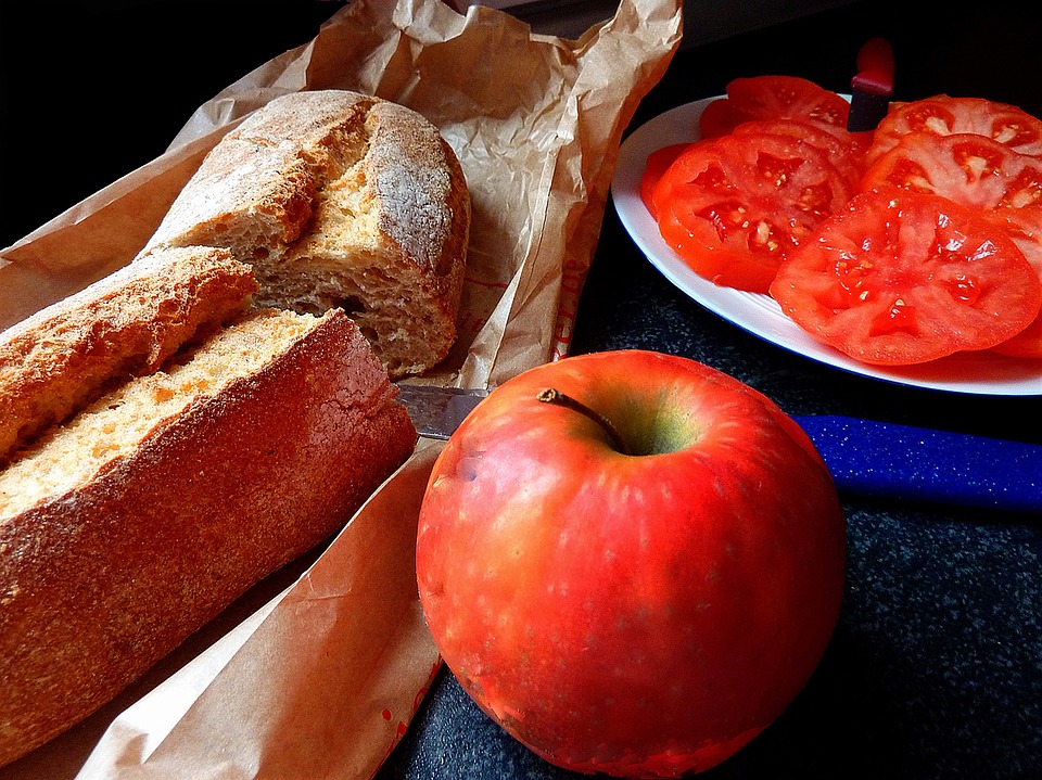 Curiosidades y origen del pan con tomate
